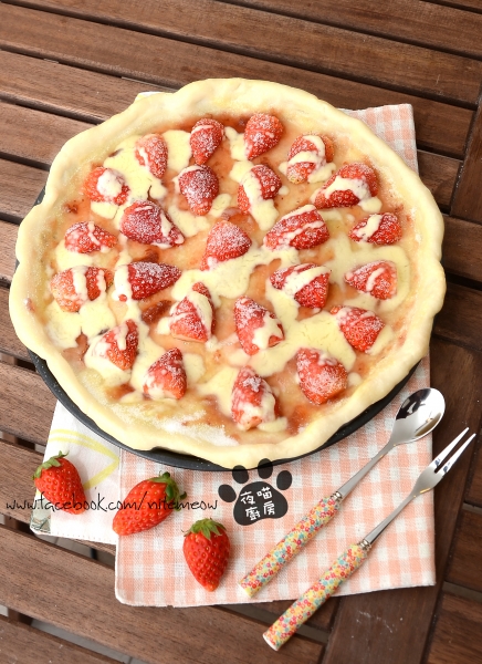 回到草莓成熟時....草莓pizza