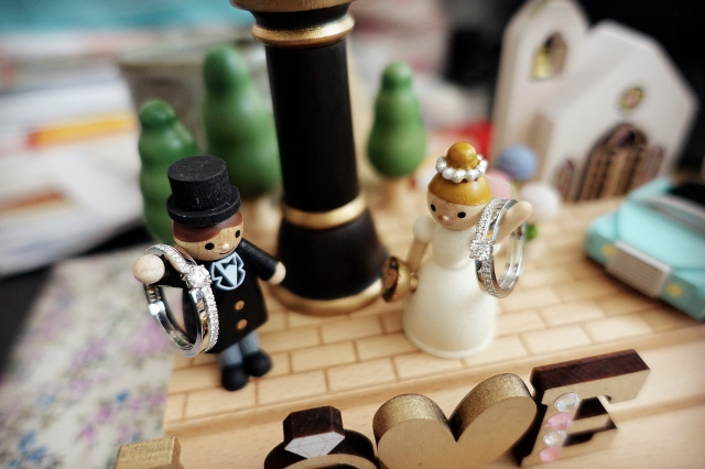 [I❤D](106)文青系木製婚禮小時鐘戒托❤親手DIY打造我們獨一無二又實用的婚禮擺設