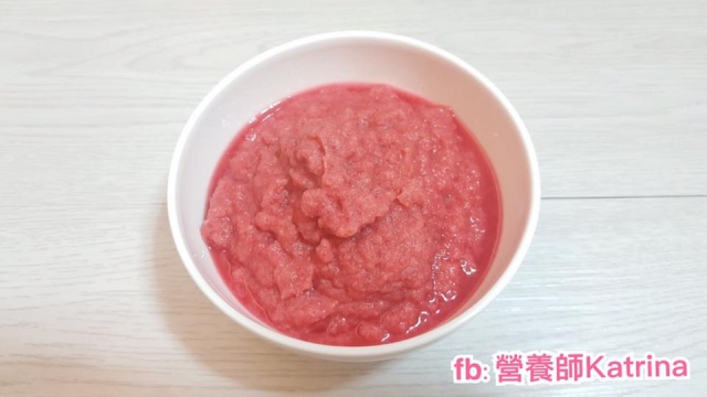 【BB食譜】紅菜頭翠玉瓜三文魚薯蓉
