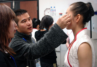 Ω◆☞ 北京奧運 之 志願者 --> 化妝造型組【第二章】☜◆Ω
