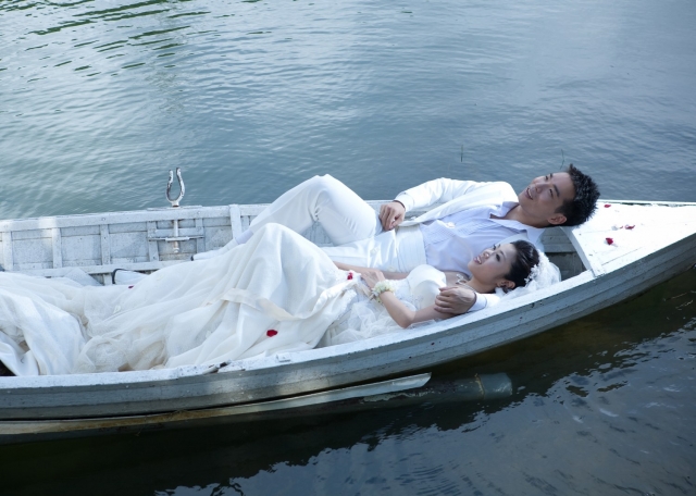 隻船個低好濕.....>< - pre-wedding 1 - cherriefsy - , , , , , , , , , , 藝術, 海邊/湖泊