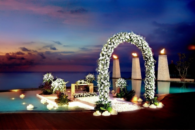 Banyan Tree - 峇里教堂照片 - 100Wedding - , , 100 Percent Overseas Wedding, , 峇里, , 峇里自設香港人辦事處,旅行社經營,一站式統籌,包括機票/酒店/行程/婚禮, , , , , 