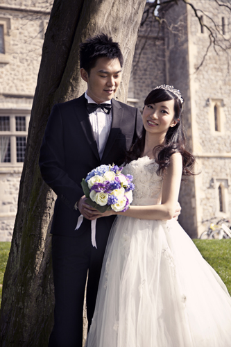  - London Pre Wedding - bonniehehe - Miu, Ken, KatMakeupCode, $40,001至$45,000, 歐洲, , 巳全包所有費用不怕會 over budget, 妝夠自然可以似番自己因為我不鍾意台式和韓式化妝, 只係去金都買絲花夠便宜又不怕謝, 婚紗自己的雖然買左 HKD12000 不過 big day 會再著番之後再拿出去賣, 自然, 