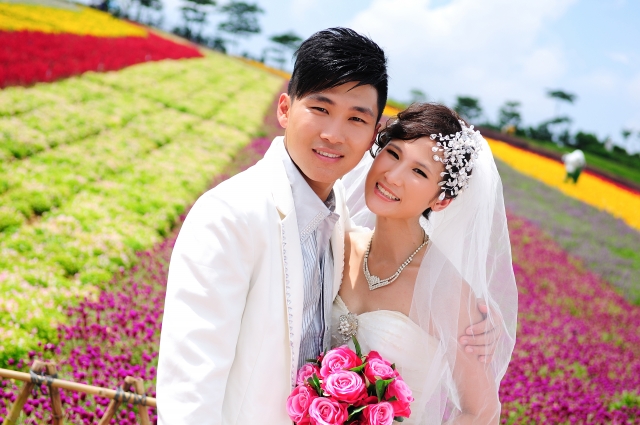  - kammy&longson's pre-wedding - kammy~盈盈 - kammy yau, longson liu, 3V 視覺新派婚紗館, $10,001至$15,000, , , , 化妝也很滿意~, 帶了自己的花球, 也有用他們的, 不過比較舊, 但拍出來不明顯, 衣服很多~ 很喜歡~~, , 