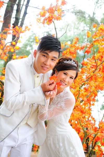  - kammy&longson's pre-wedding - kammy~盈盈 - kammy yau, longson liu, 3V 視覺新派婚紗館, $10,001至$15,000, , , , 化妝也很滿意~, 帶了自己的花球, 也有用他們的, 不過比較舊, 但拍出來不明顯, 衣服很多~ 很喜歡~~, , 