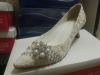 婚前物資  ～ 全新  喱士白色 銀花訂造鞋 size 37