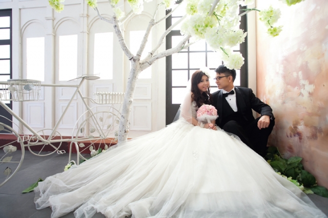  - Pre-wedding @ HK - candyhendry - , , 蒙娜麗莎, $5001至$10,000, 全香港, , 包70張相片, 油畫, 2相簿, 3相架, 髮型設計不錯, 自備, 款式多, 但較美的要加錢, 自然, 影樓/影城/攝影基地