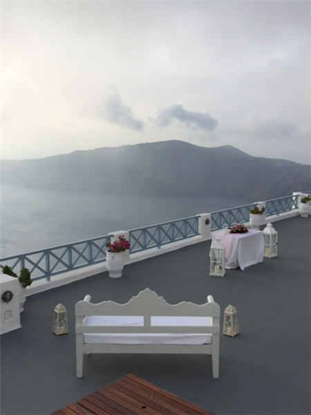 在雲海中心呼喚愛! Santorini Sunset Wedding (多相)