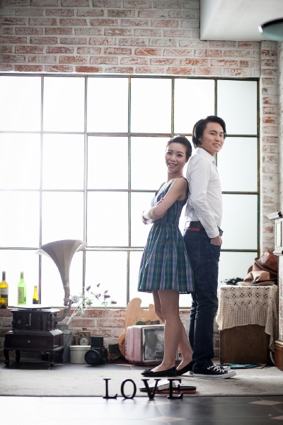  - 韓國pre-wedding原相 - Tuetbo - Phoebe Chan, Eddie Cheng, 韓國婚紗攝影, $25,001至$30,000, 韓國, , , 很用心，大愛, , 全手工造的婚紗, 好想全部帶晒返屋企!, 華麗, 影樓/影城/攝影基地