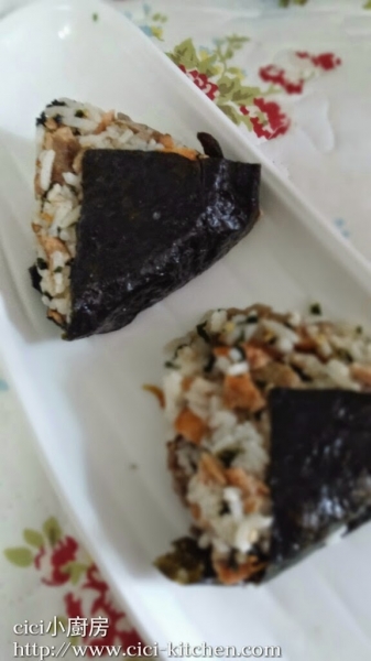 煮食記錄: 日式三文魚飯糰