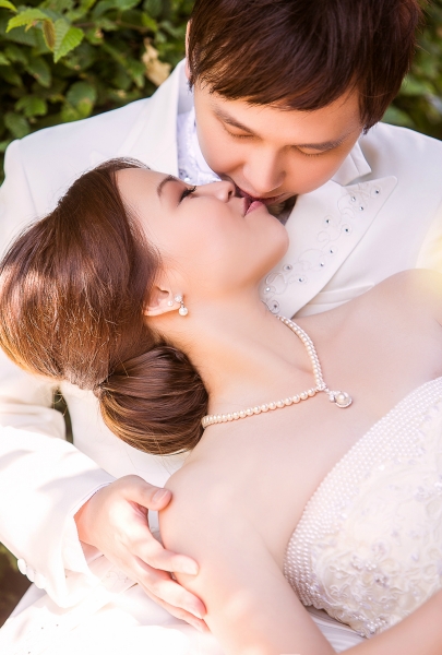  - 布拉格Pre-wedding - 妙姿 - MIU, Raymond, Paradise Wedding Photo, $15,001至$20,000, 歐洲, , $16888, 遮左我的黑眼圈, , 廣州買的,但可以去Heanna Bridal租衫, 復古, 宏偉建築