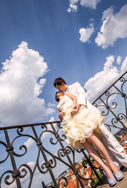  - 布拉格Pre-wedding - 妙姿 - MIU, Raymond, Paradise Wedding Photo, $15,001至$20,000, 歐洲, , $16888, 遮左我的黑眼圈, , 廣州買的,但可以去Heanna Bridal租衫, 復古, 宏偉建築