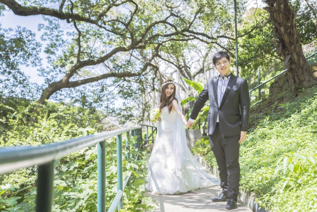 also taken in HKU~~知唔知係HKU邊度呢? - 好滿意的~Pre-wedding Photos in HK~值得推介的攝影師 - Lydia25 - Lydia, Jeffrey, Dr. K studio, $1000至$5000, 全香港, , 攝影師好專業! 好抵呀~~影足6個鐘~仲比番哂D相我~, Make up by Myself ^^, , , 歐陸, 宏偉建築