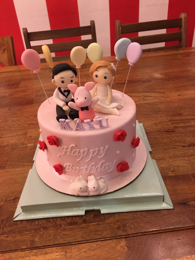 KS's wedding 我的生日會焦點！糖膠 "wedding cake"！