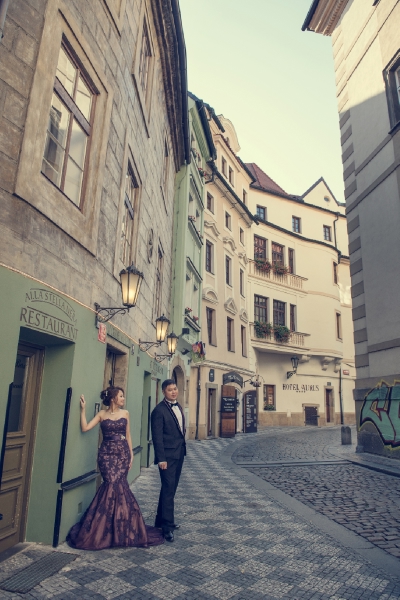  - 布拉格 Prague Pre Wedding - Mr.Wong102 - , , A.T.STUDIO LTD., $25,001至$30,000, 歐洲, 布拉格 Prague, 相片非常靚!! 好鍾意, 好靚及細心, , 用料高級及多款, 冇附加費, 歐陸, 宏偉建築