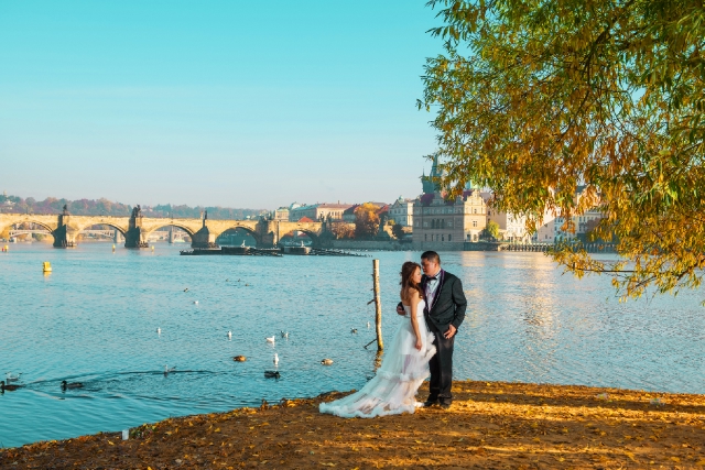  - 布拉格 Prague Pre Wedding - Mr.Wong102 - , , A.T.STUDIO LTD., $25,001至$30,000, 歐洲, 布拉格 Prague, 相片非常靚!! 好鍾意, 好靚及細心, , 用料高級及多款, 冇附加費, 歐陸, 宏偉建築