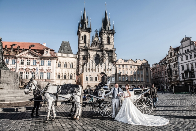  - 布拉格 Prague Pre Wedding - Mr.Wong102 - , , A.T.STUDIO LTD., $25,001至$30,000, 歐洲, 布拉格 Prague, 相片非常靚!! 好鍾意, 好靚及細心, , 用料高級及多款, 冇附加費, 歐陸, 宏偉建築