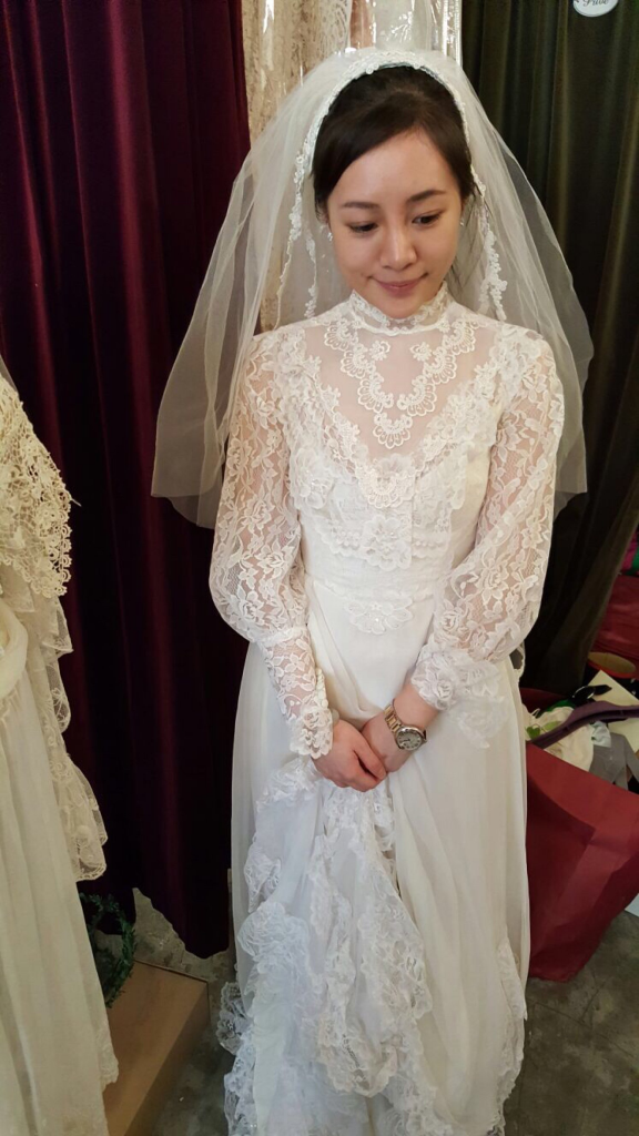 ［Bridezilla-K] 我們的懷舊菲林pre-wedding 之 從中學時代已留意的vintage gown shop