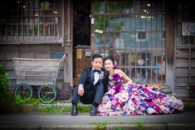  - 北海道函館婚禮拍攝 - 在北海道結婚吧 - Julia, Ivan, Bell Classic Hokkaido, $20,001至$25,000, 北海道, , 21000八小時婚攝套餐, 日本的化妝師全程緊貼，勤力補妝之餘，婚紗也是看顧好，懂得怎樣調整。, , 有Paul and Joe，迪士尼, 和服系列等可選, 日式, 古老街道