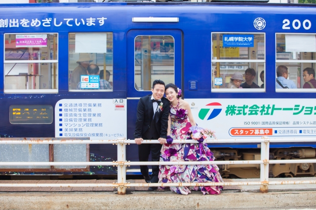  - 北海道函館婚禮拍攝 - 在北海道結婚吧 - Julia, Ivan, Bell Classic Hokkaido, $20,001至$25,000, 北海道, , 21000八小時婚攝套餐, 日本的化妝師全程緊貼，勤力補妝之餘，婚紗也是看顧好，懂得怎樣調整。, , 有Paul and Joe，迪士尼, 和服系列等可選, 日式, 古老街道