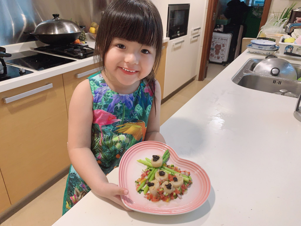 #媽媽唔易做 父親節親子料理 — 黑松露帶子伴蕃茄莎莎醬