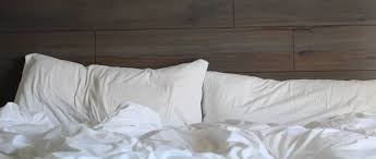 越貴的酒店管理客房的枕頭就越多?沒想到一個枕頭用處就是這麼多！