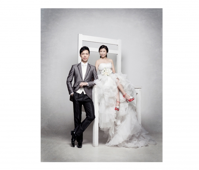  - 分享最美婚照 - cathy_iam - Yuen Man Yee, Leung Lai Him, S.A Wedding, $25,001至$30,000, 韓國, , (Elegant Studio) 在韓國拍攝, 1天5小時拍攝 + 韓國製相簿x1本 + 20R, 到韓國前已做了"功課"給化妝師參考,效果滿意!!千年黑眼圈可以暫時88~~另外韓國不同香港,台灣, -, 雖然做了"功課"參考..但未穿上身都不知是否適合自己!! 他們很好給了我們不同意見,還教我們擺P, 韓式, 影樓/影城/攝影基地