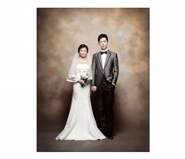  - 分享最美婚照 - cathy_iam - Yuen Man Yee, Leung Lai Him, S.A Wedding, $25,001至$30,000, 韓國, , (Elegant Studio) 在韓國拍攝, 1天5小時拍攝 + 韓國製相簿x1本 + 20R, 到韓國前已做了"功課"給化妝師參考,效果滿意!!千年黑眼圈可以暫時88~~另外韓國不同香港,台灣, -, 雖然做了"功課"參考..但未穿上身都不知是否適合自己!! 他們很好給了我們不同意見,還教我們擺P, 復古, 影樓/影城/攝影基地