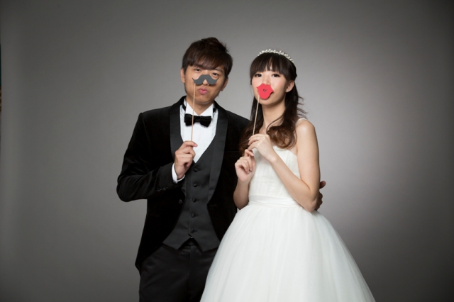  - Sam & Chris - 兔田姬絲汀 - Chris, Sam, Seph Production, $5001至$10,000, , , 室內攝影, 眼妝效果驚為天人, 鮮豔清雅搶眼, 訂造婚紗上身優雅下擺澎湃, , 