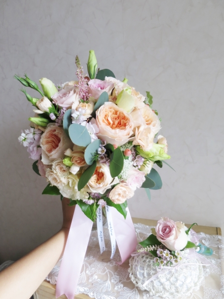 MistyGarden fresh flower bouquet - helen_laam