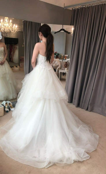 WEDDING GOWNS - TUNGPAK